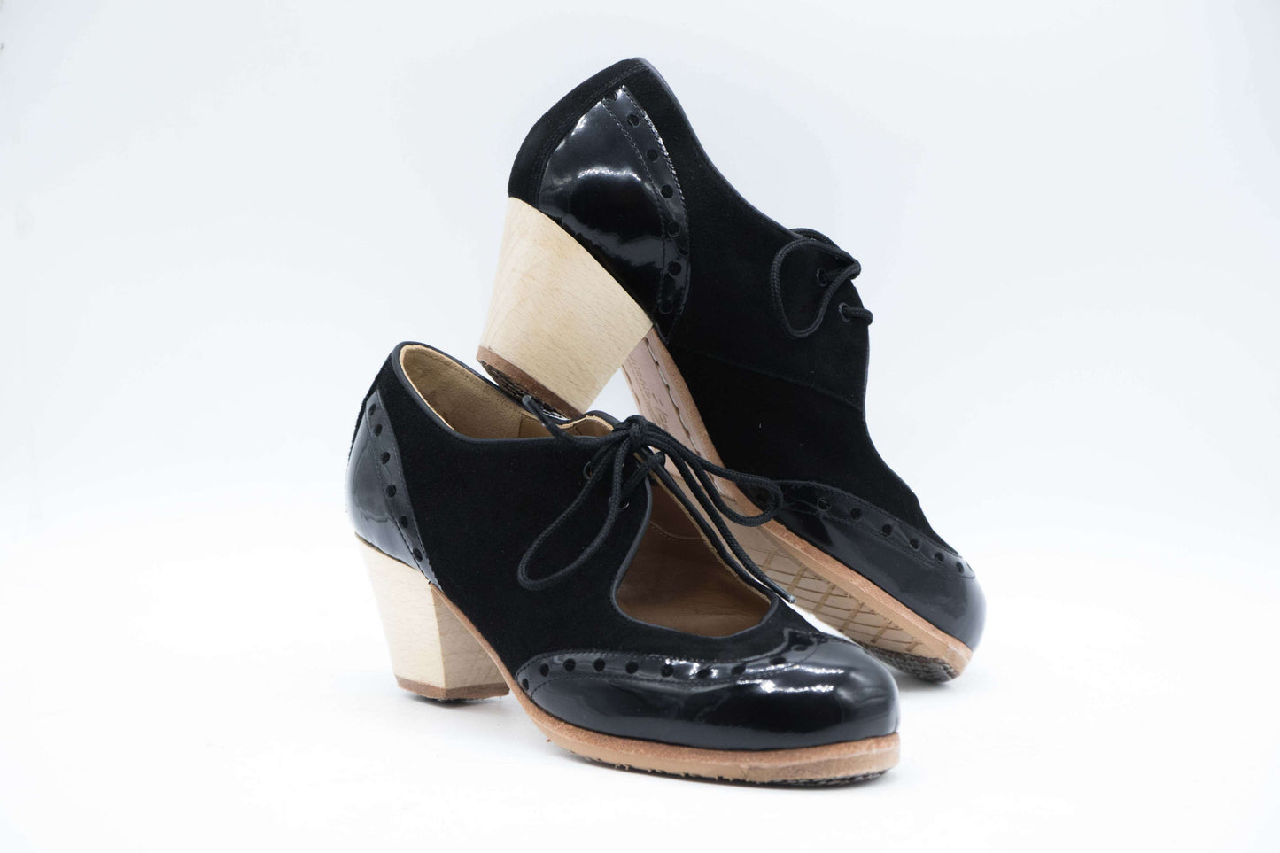 #0006 Mod. Martinete nº34AA. Doble Ancho. Zapatos Flamenco Profesional de Mujer